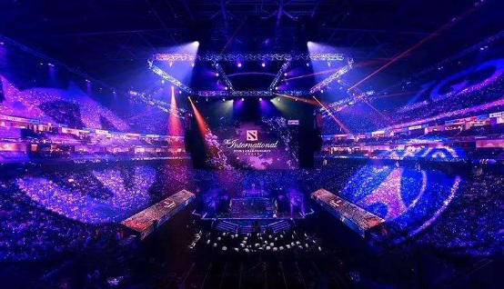 弗拉格三连 弗拉格三连