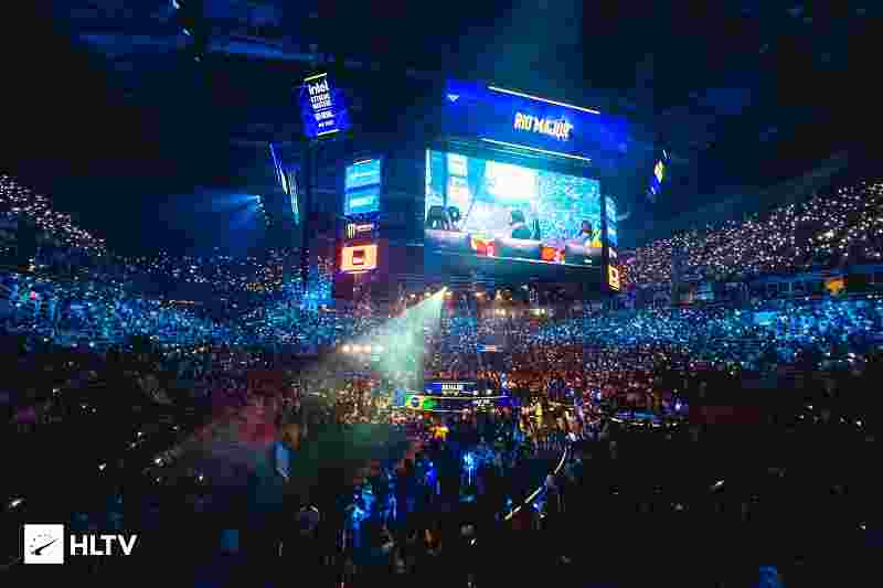 克斯与萨博 克斯与萨博